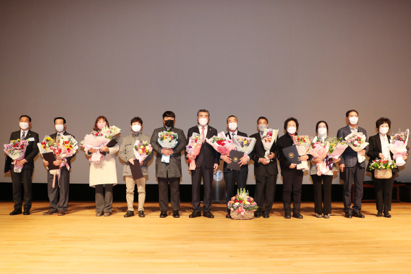 보령시, 시정발전 기여 유공시민 표창식 개최 모습