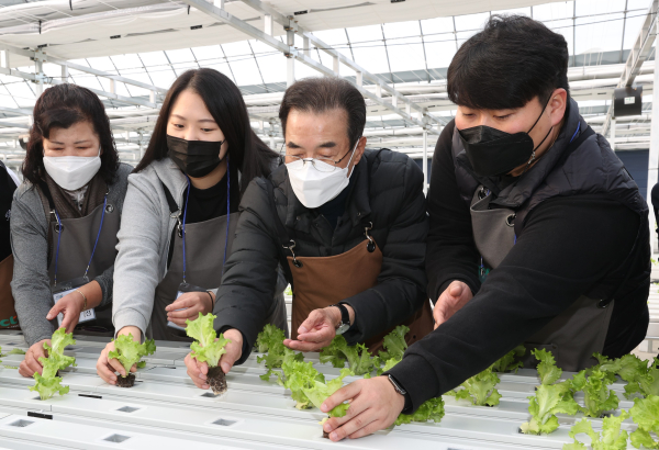 이성희 농협중앙회장, 임인년 새해 동천안농협 스마트농업 현장경영 실시 모습