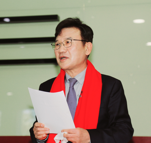 정상철 전 충남대 총장.