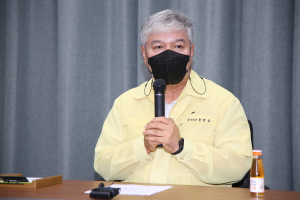 문정우 금산군수