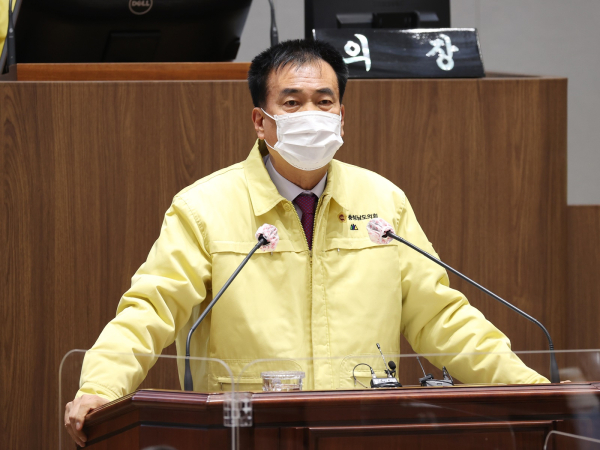 충남도의회 방한일 의원이 5분발언을 하고 있다./충남도의회