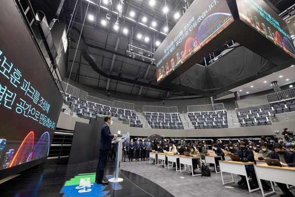 민주당 이재명 대선 후보 공약 발표회 모습.