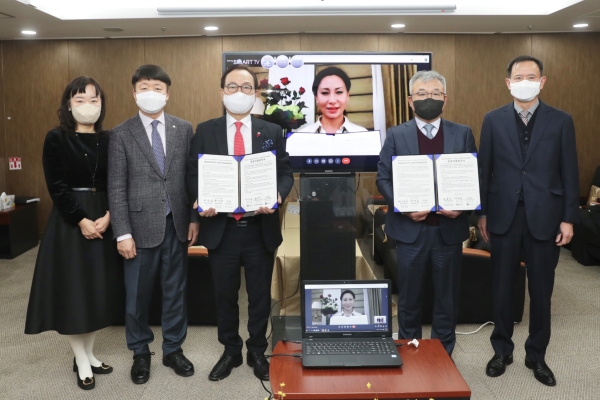 ‘유관순 상’ 수상자 지원사업 공동이행 협약(MOU) 체결 기념사진