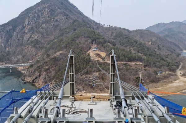 금산군 월영산 출렁다리