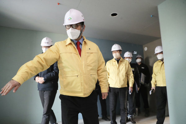 부성 행복주택 건설현장 점검하는 박상돈 천안시장