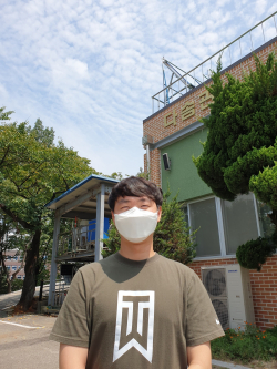 녹색산업설비과 취업우수사례(신재웅 학생 사진)