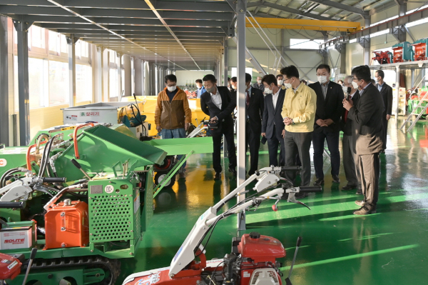 공주시에 1년 이상 거주하며 영농에 종사하는 농업인 또는 농업법인 융자지원