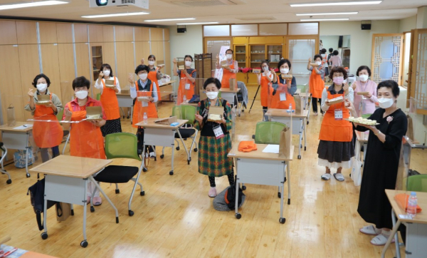 조부모를 위한 격대교육 수강생 모집 (지난 프로그램 활동 모습)