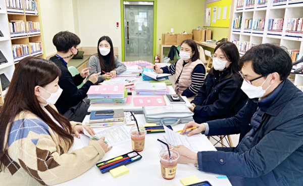 대전시 노인맞춤돌봄(응급안전안심)서비스 수행기관 17개소를 대상으로 코로나19 상황 속에서 어르신 돌봄 및 프로그램 진행 상황을 점검하기 위한 ‘현장 모니터링’ 진행