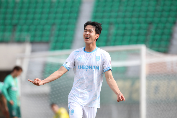 후반 11분, 추가골을 넣은 김현중 선수