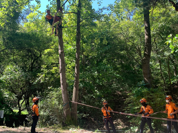 작년 산악구조훈련 장면