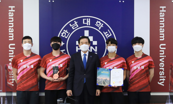 한남대 탁구, 남자단식·개인복식 우승