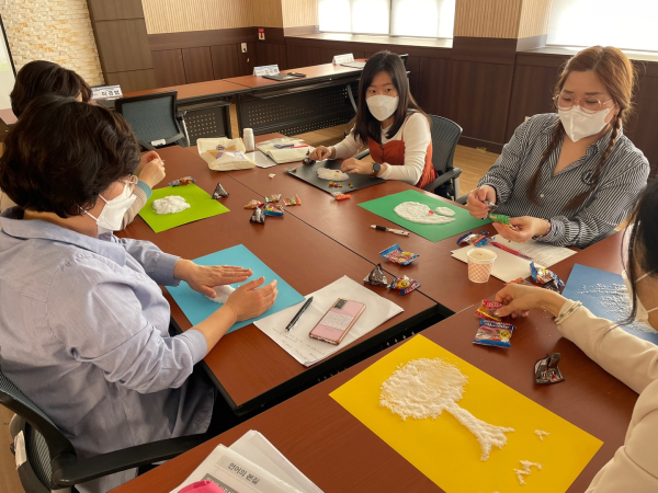 학생상담자원봉사자 맞춤형 연수 진행 장면