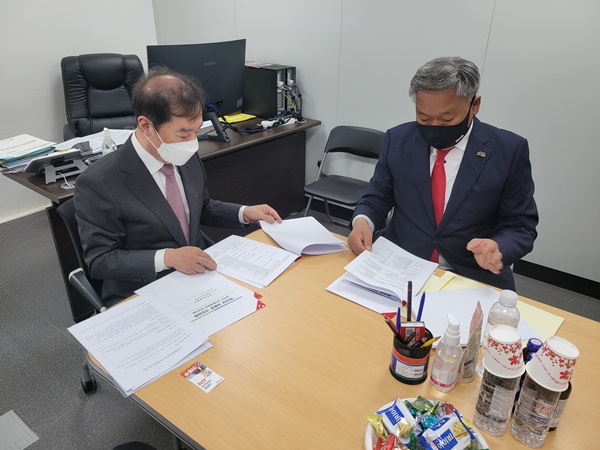 이용우 부여군수 예비후보, 김병준 지역균형발전 특별위원장