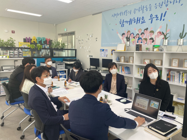 부여군의 당진시 공익활동지원센터 벤치마킹 방문 사진