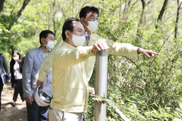 박상돈 시장 자연재해 대비 안전점검 현장방문 모습