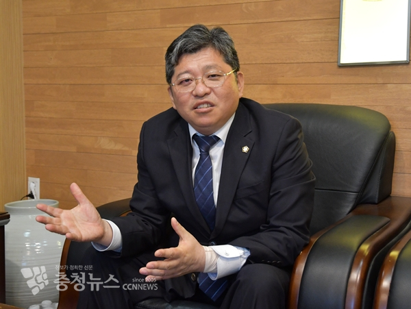 법무법인 충청우산 서재국 변호사