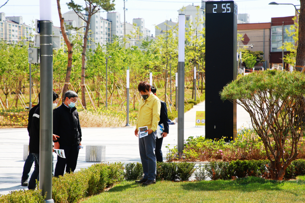 6일 석림동 758-1에 조성된 석림근린공원에 방문 점검 모습
