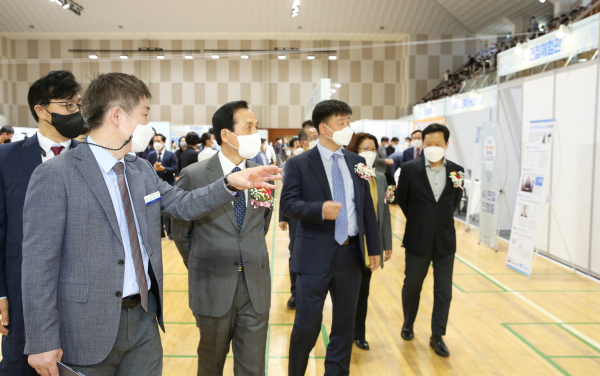 한밭체육관에서 「2022학년도 DJ(Dream&Job) 일자리 NEW 365 매칭데이」채용박람회 개최 모습