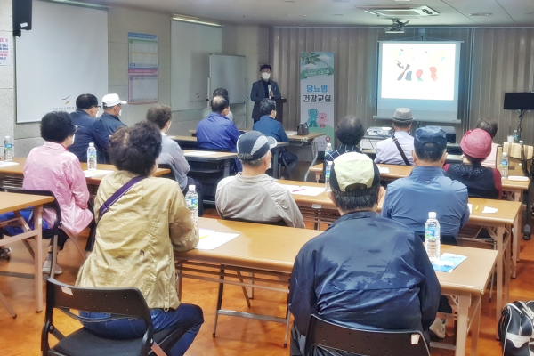 이명식 교수의 강연 모습