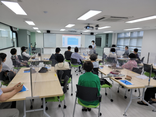 스마트폰 활용법 특강 진행장면