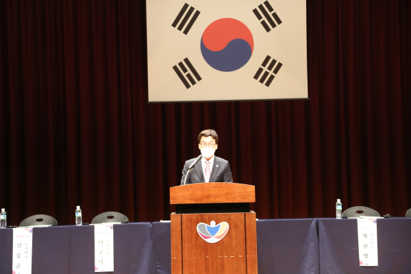 하계효문화포럼 개최 (인사말을 하고 있는 문용훈 원장)