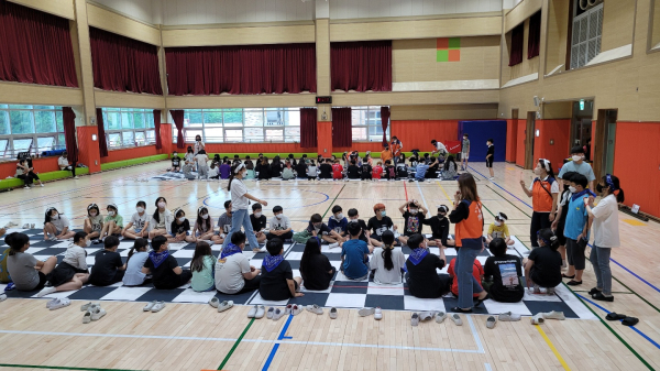 대덕초 어린이 놀이 한마당 진행 모습