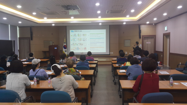 당진시재향군인여성회 대상 재난 안전 역량강화 워크숍 진행 모습