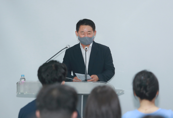 청년층 일자리체험사업 발대식에서 서철모 구청장 인사말 모습