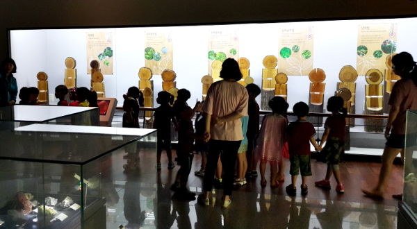 영인산 산림박물관 프로그램 운영 장면