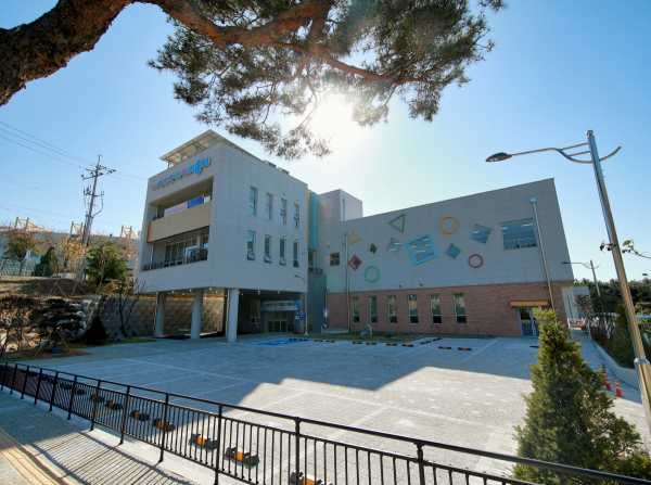 지난해 10월 태안읍에 개관한 ‘아이키움터’ 전경