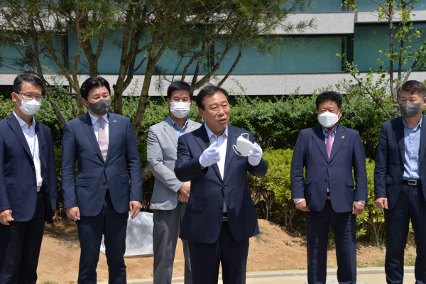 최민호 시장을 비롯한