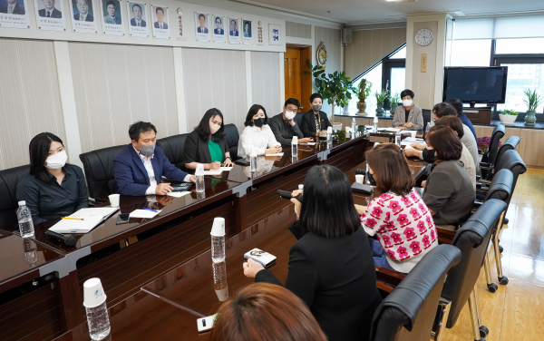 간담회 진행 장면/아산시의회 제공