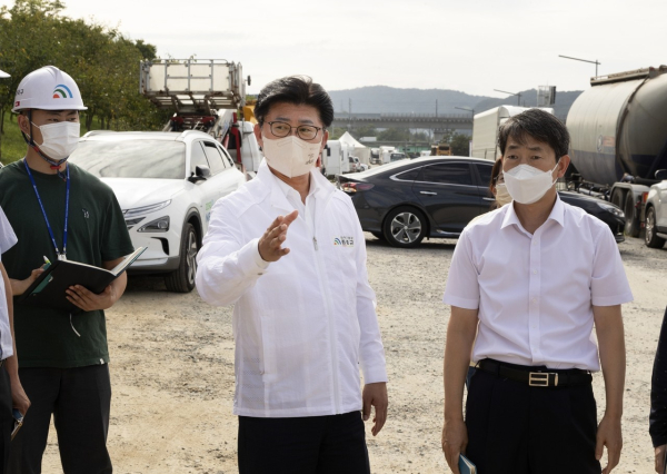 최충규 대덕구청장, 대청호대덕뮤직페스티벌 현장 최종점검 모습