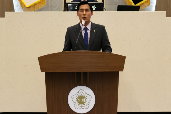 5분 발언을 하는 박명우 의원