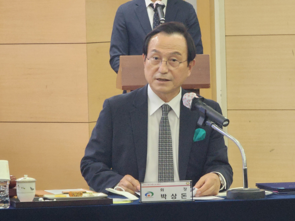 회의를 주재하는 박상돈 천안시장/박동혁 기자