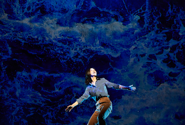 살아있는 자를 수선하기 공연사진