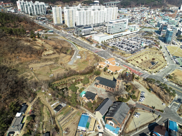 예산성당을 포함한 구도심 항공사진