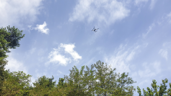 드론을 활용해 산사태 취약지역 안전점검을 했다