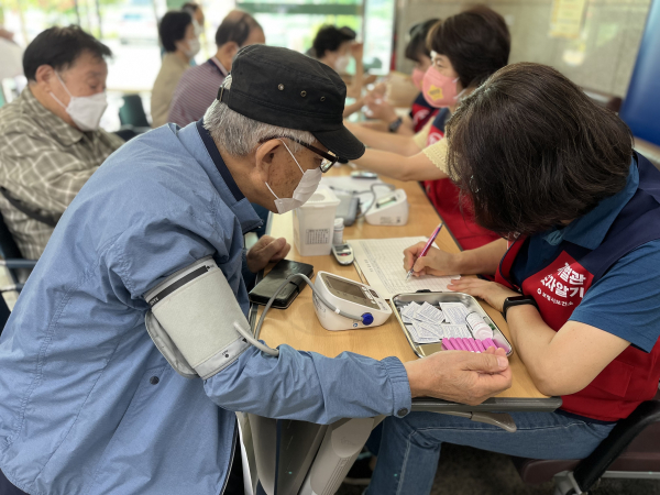 ‘자기혈관 숫자 알기’ 레드서클 캠페인 실시 모습