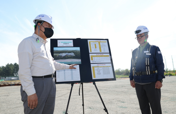 가세로 태안군수, 해양치유센터 조성 현장 찾아 점검