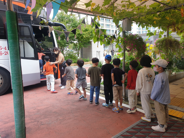 현장체험학습 차량지원 모습