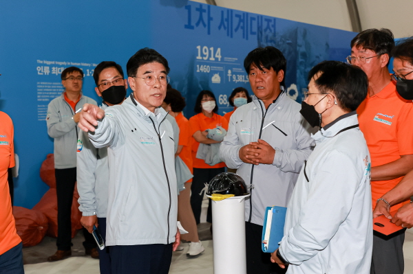 이응우 계룡시장 현장 점검 모습