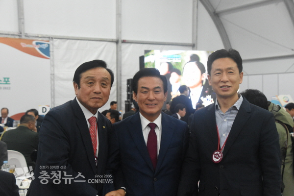 백성현 논산시장 계룡군문화엑스포 개막식 리셉션 모습