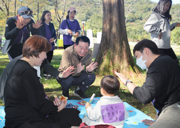 제12회 갑천누리길 녹색체험여행 행사 장면