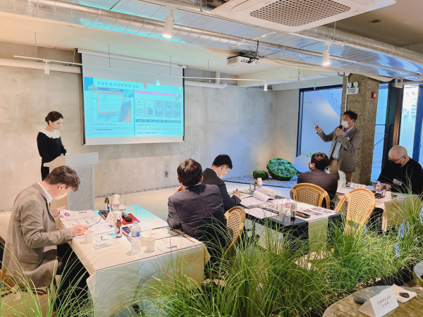 12일 보육기업을 대상으로 기술 검증 및 기업 역량 고도화를 지원하기 위한 ‘IR 데모데이 및 기술세미나’를 개최하고 기업 대표가 투자설명회 진행