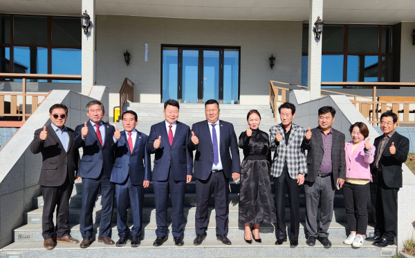 당진-몽골 외국인 계절근로자 업무협약식 단체사진