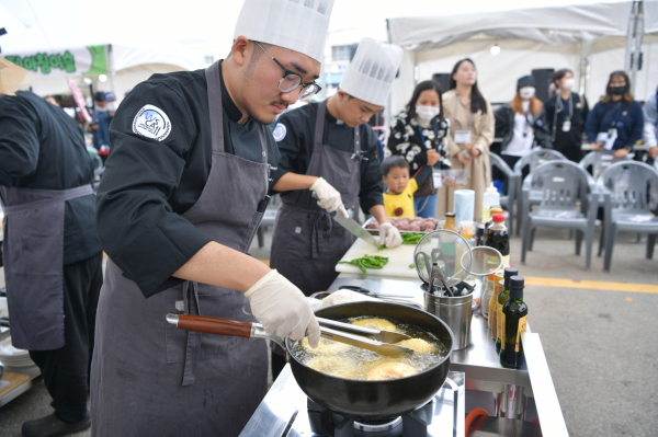 ‘제1회 예산글로벌푸드 챔피언십 요리대회’ 전국대회 개최 모습