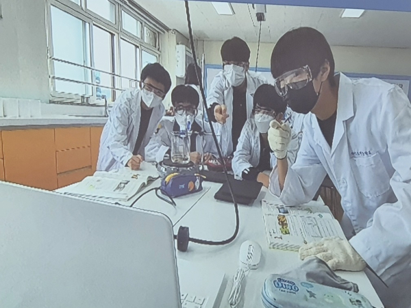 교육부 지정 지능형 과학실(4개) 모델학교 공개