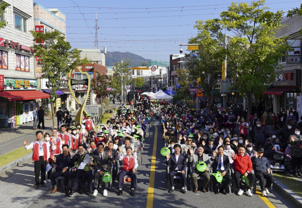 중리동 ‘시월愛’축제 모습